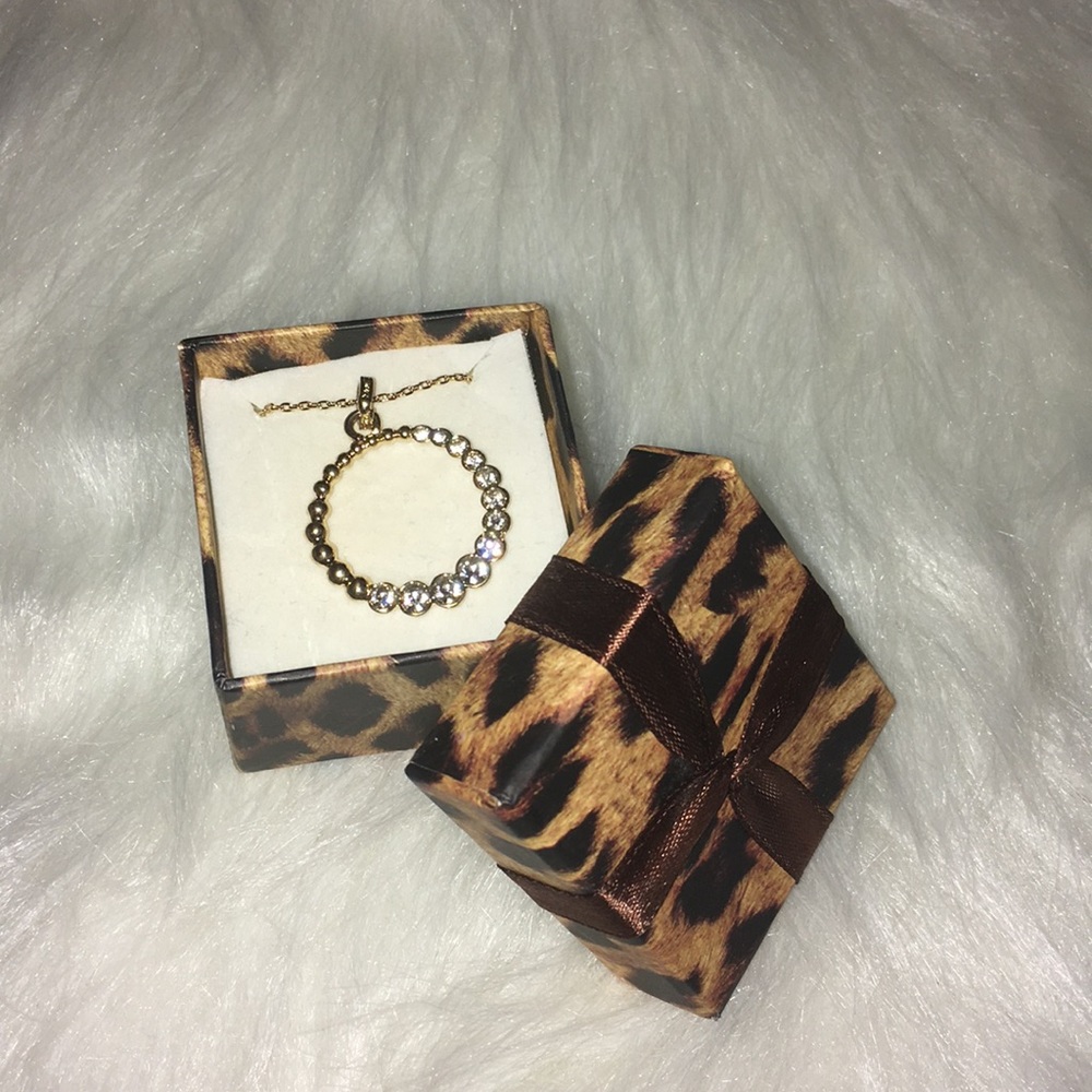 Avon Goldtone Necklace
